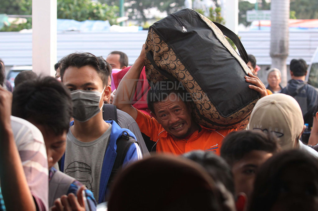 Hindari Penumpukan, Ratusan Orang Mudik Lebih Awal