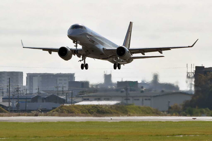 Mitsubishi Regional Jet (MRJ) menandai babak baru sektor penerbangan Jepang, yang terakhir membangun pesawat komersial pada 1962 yaitu YS-11 turboprop, yang dihentikan sekitar satu dekade kemudian