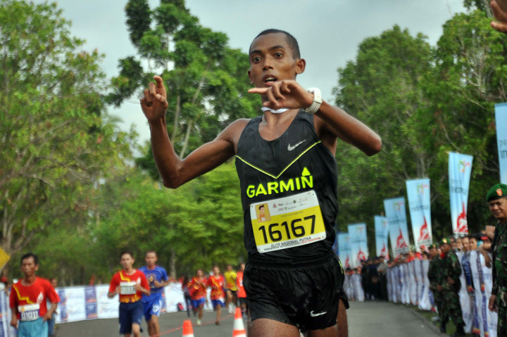 Atlet Asal Kenya Juarai Marathon Borobudur 10K