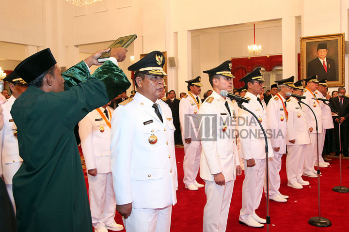 Presiden Lantik Tujuh Pasangan Gubernur Hasil Pilkada Serentak