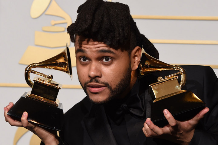 The Weeknd Sabet Dua Grammy Awards Pertamanya