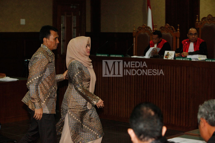 Gatot Pujo Nugroho Dituntut 4,5 Tahun Penjara