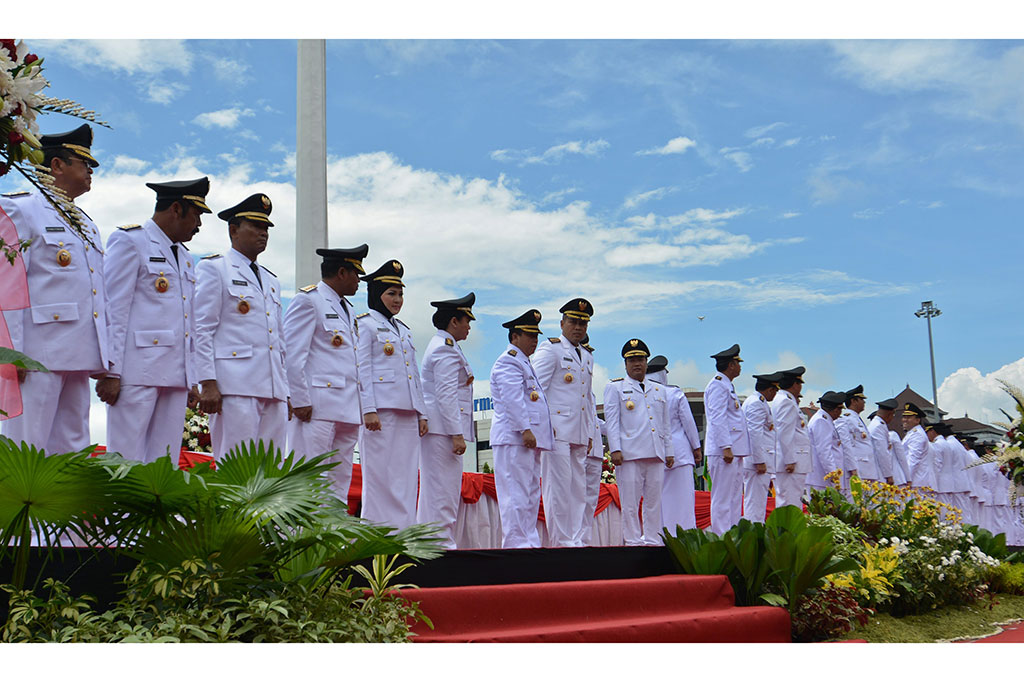 Ganjar Tugasi Kepala Daerah Terpilih Selesaikan 17 Permasalahan