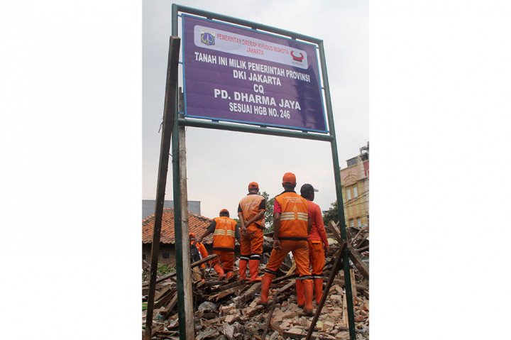 Pembongkaran Bangunan di Mampang