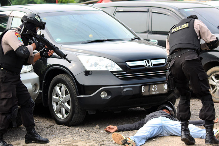 Polresta Bekasi Lakukan Simulasi Penanganan Teroris