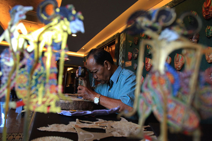 Mengenal Seni Tradisional Tatah Sungging