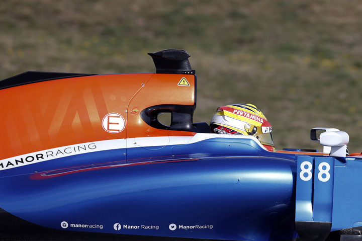 Rio Haryanto Alami Insiden saat Tes Perdana