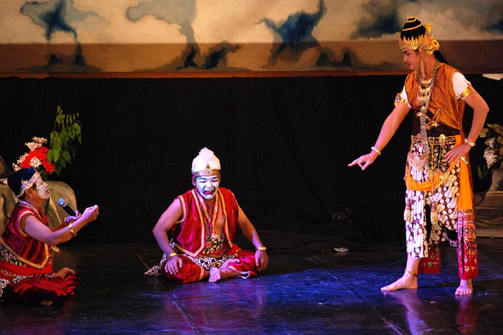 Ganjar Perankan Lakon dalam Pagelaran Wayang Orang