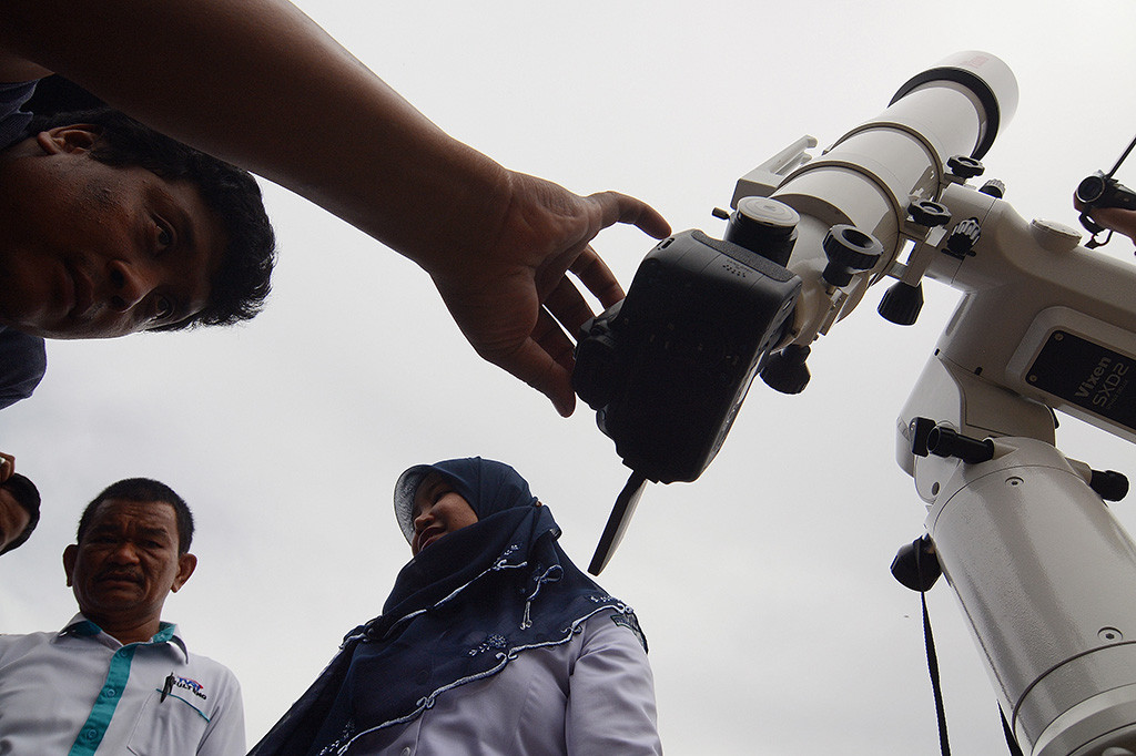 BMKG Palu Uji Coba Teropong Gerhana Matahari Total