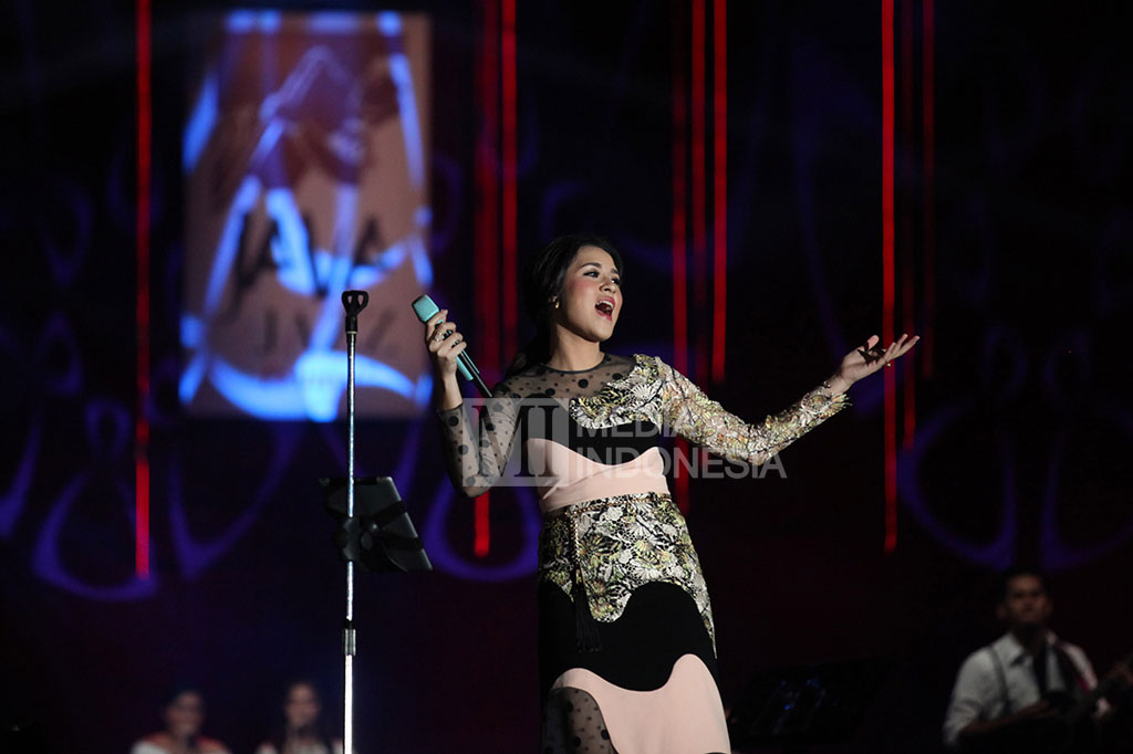 Raisa Bawakan Lagu Soundtrack di Java Jazz