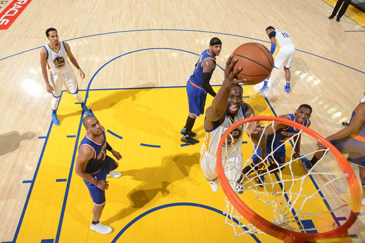 Draymond Green (11 rebound, sepuluh assist) hanya kurang dua angka untuk mencatatkan 'triple double' ke-12 nya.