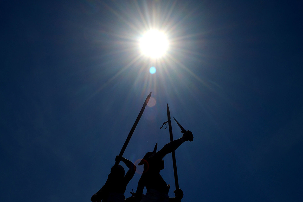 Fenomena Equinox Landa Wilayah Bali