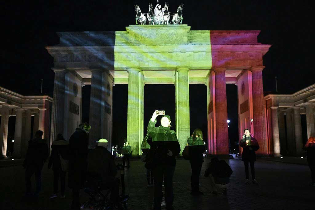 Gerbang Brandenburg di Berlin, Jerman