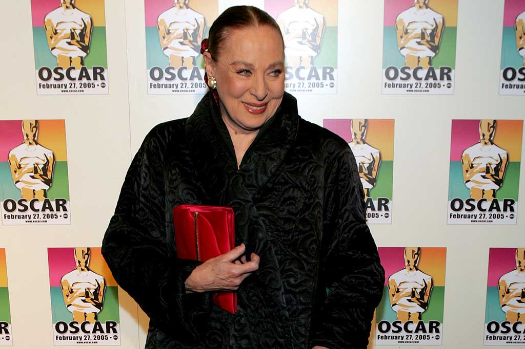 Gam bersama Gregory Peck pada 1954 membintangi 'Night People' dan 1971 'Shoot Out'. Sementara bersama Jack Palance pada 1954 bermain di 'Sign of the Pagan'.