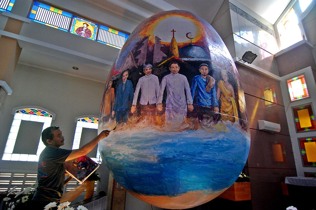 Telur Paskah Terbesar di Indonesia