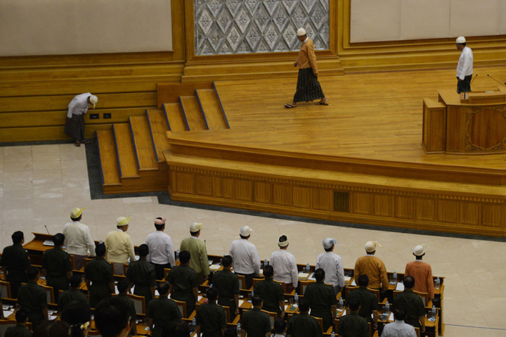 Htin Kyaw Dilantik Sebagai Presiden Myanmar