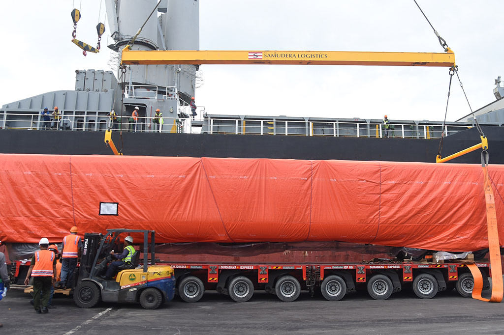 PT Inka Ekspor 15 Gerbong KA ke Bangladesh