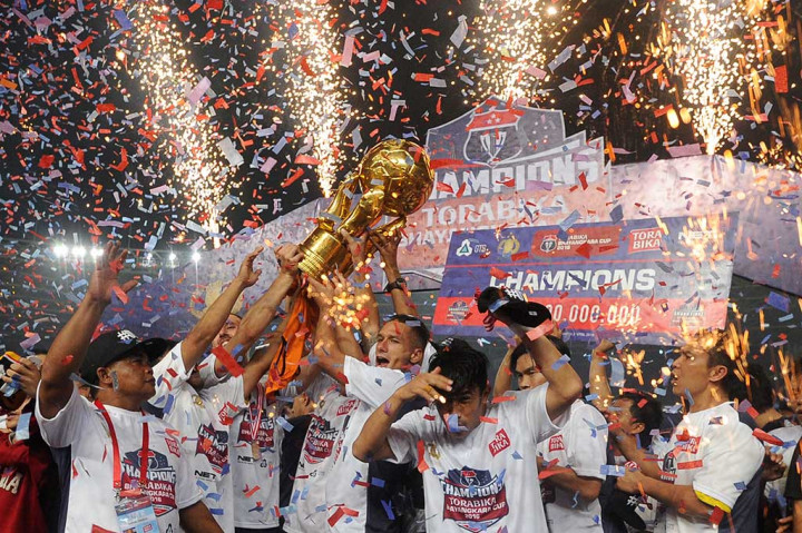 Arema Juara Piala Bhayangkara