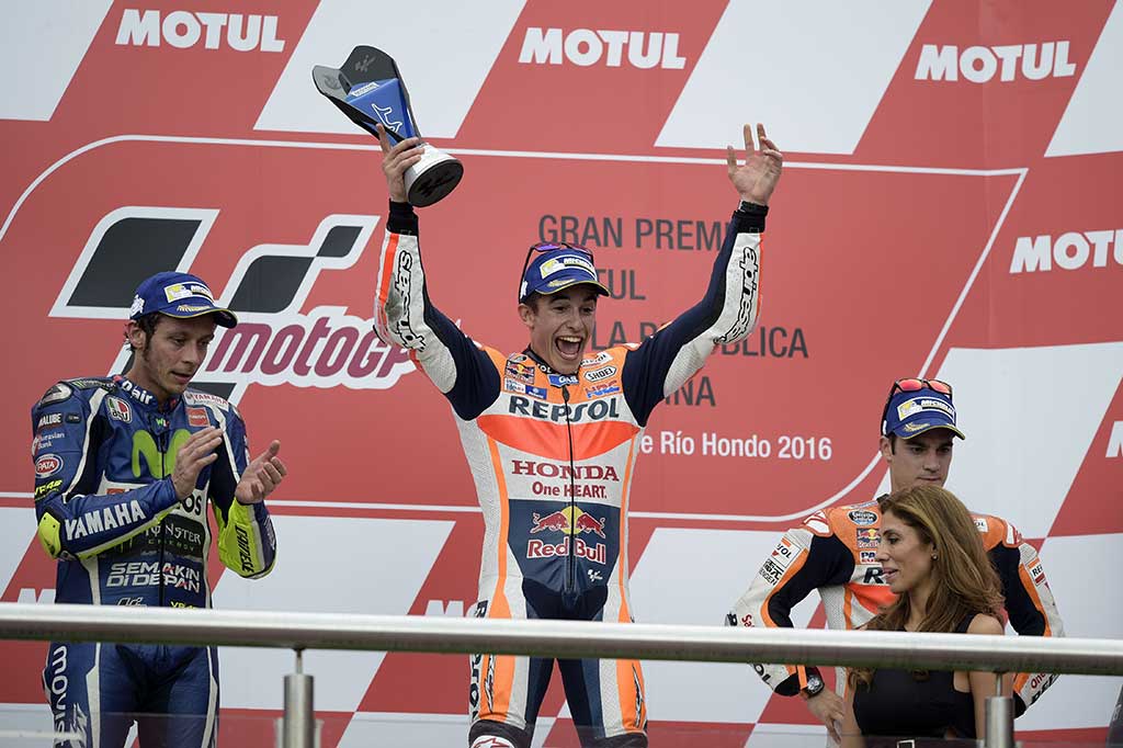 Marquez untuk sementara memimpin klasemen pembalap dengan 41 poin, disusul Rossi 33 poin, dan Pedrosa 27 poin.