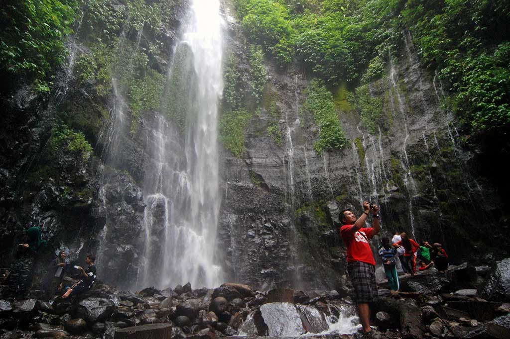 Potensi Wisata Air Terjun Curug Lawe