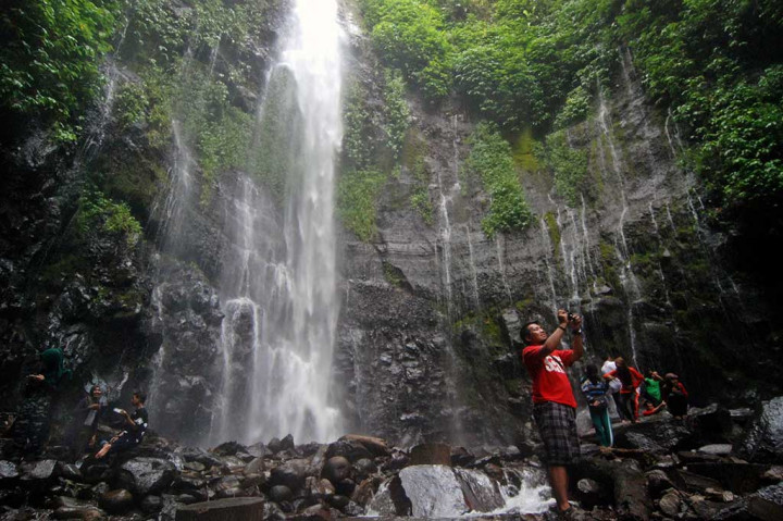 Potensi Wisata Air Terjun Curug Lawe