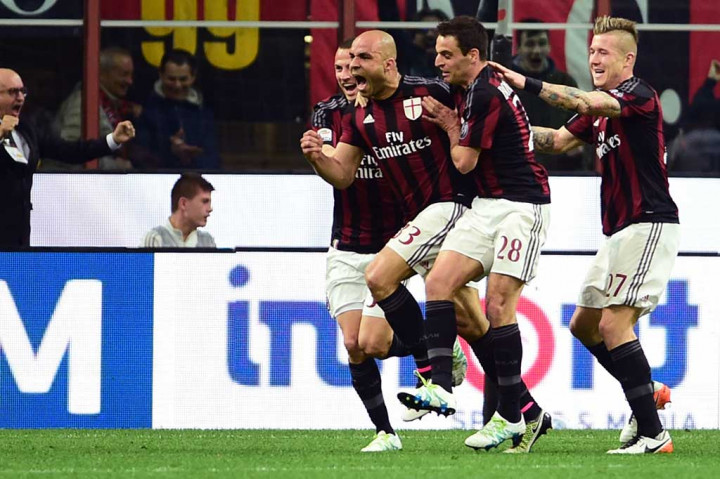 Milan unggul terlebih dahulu lewat Alex menit ke-18.