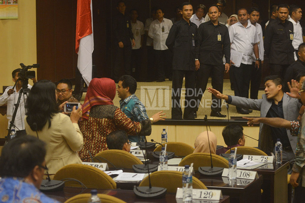 Kericuhan Warnai Sidang Paripurna DPD