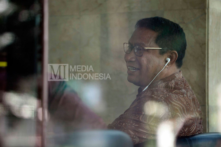 KPK Periksa Ketua Komisi V untuk Damayanti