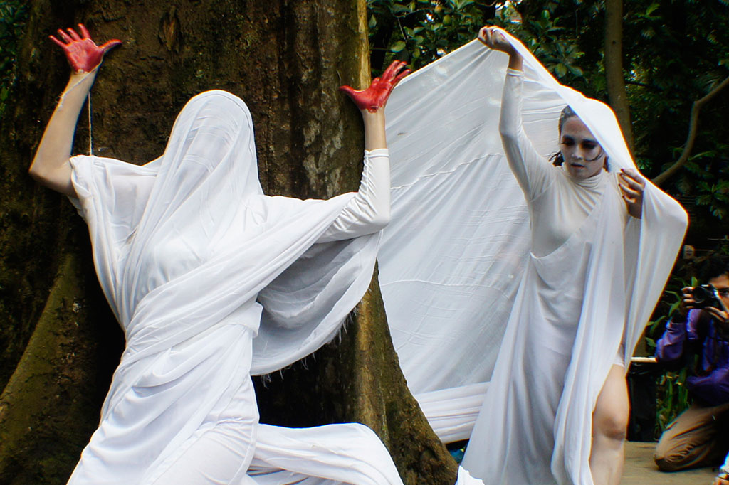Dialektika Tubuh, 10 Taman Kota Bandung Ceritakan Peran Perempuan