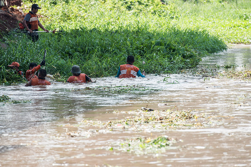 Pembersihan Sungai Kalimalang Guna Antisipasi Banjir