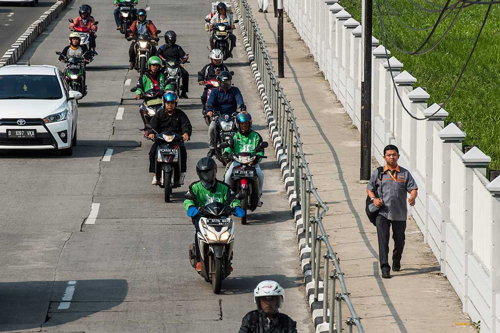 Trotoar Sepanjang Sudirman-Thamrin akan Diperlebar