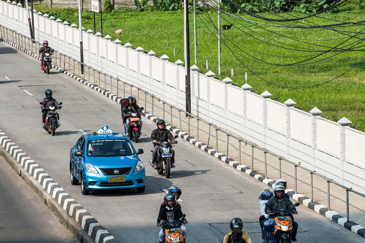 Trotoar Sepanjang Sudirman-Thamrin akan Diperlebar