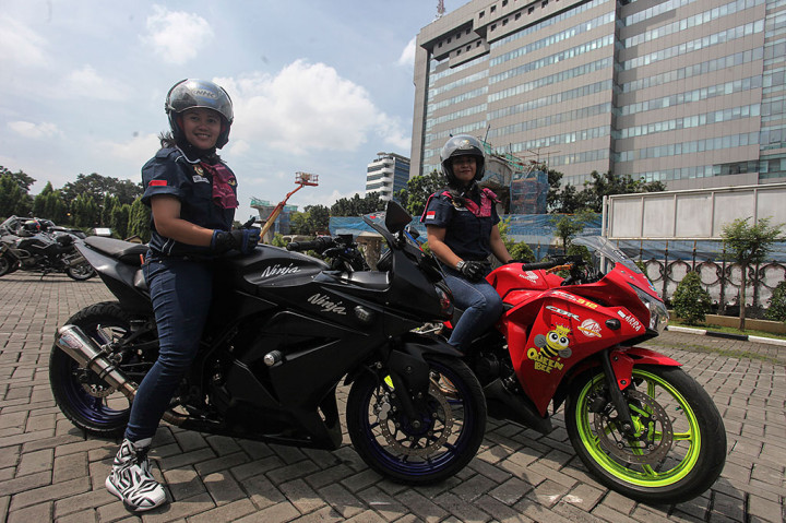 21 Lady Bikers Dapatkan Sertifikat Duta Kartini