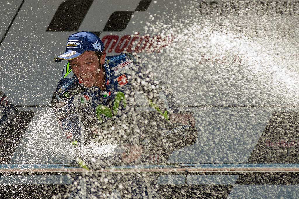 Rossi Kampiun di MotoGP Spanyol