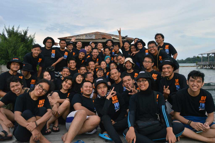 Serunya Outing Kru Metrotvnews.com di Pulau Seribu