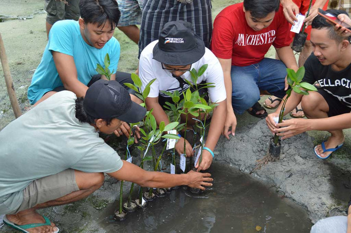 Serunya Outing Kru Metrotvnews.com di Pulau Seribu