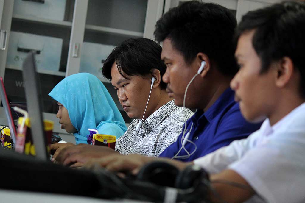 Penyendang Tunanetra Ikuti Pelatihan Bisnis Online
