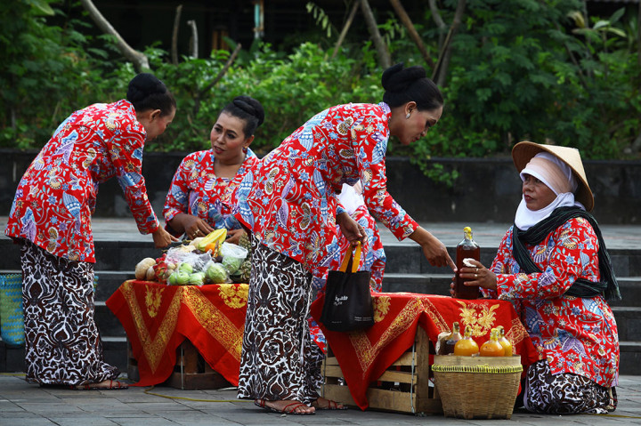 Pertunjukan Drama Oleh Paguyuban Pedagang Pasar Ngasem