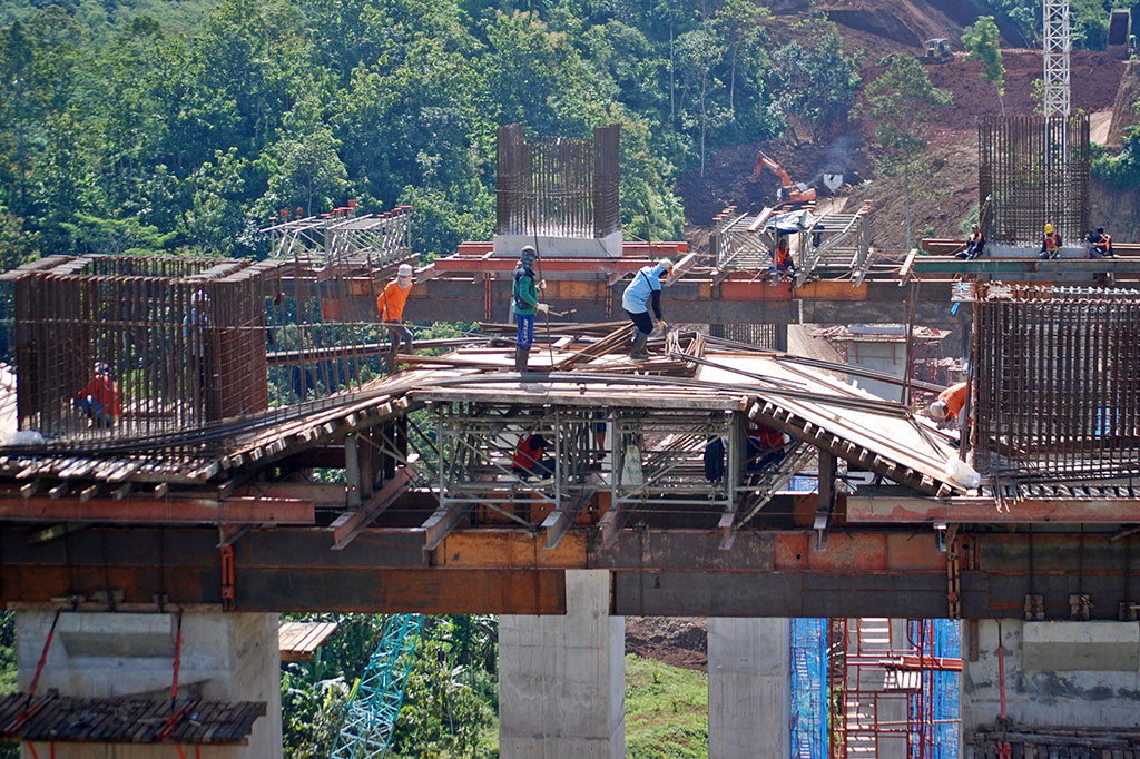 Tol Bawen-Salatiga Ditargetkan Selesai Pada Lebaran 2016