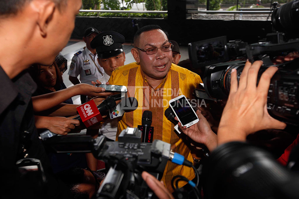 Elion Numberi Jalani Pemeriksaan KPK Terkait Kasus Damayanti