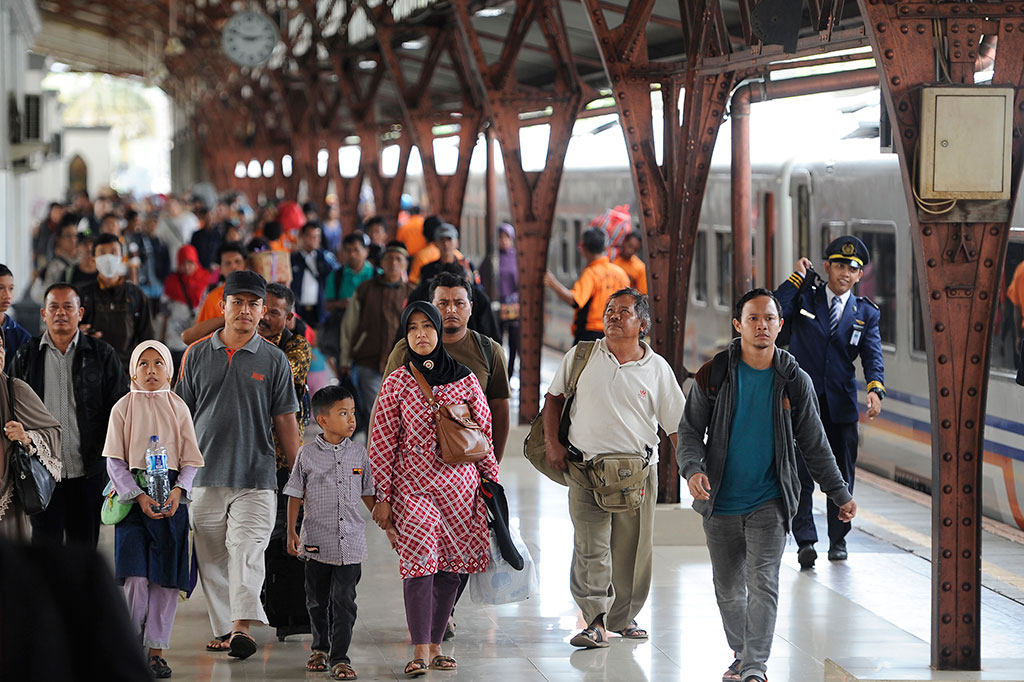 PT KAI Menyediakan 38 Perjalanan Kereta Tambahan untuk Mudik