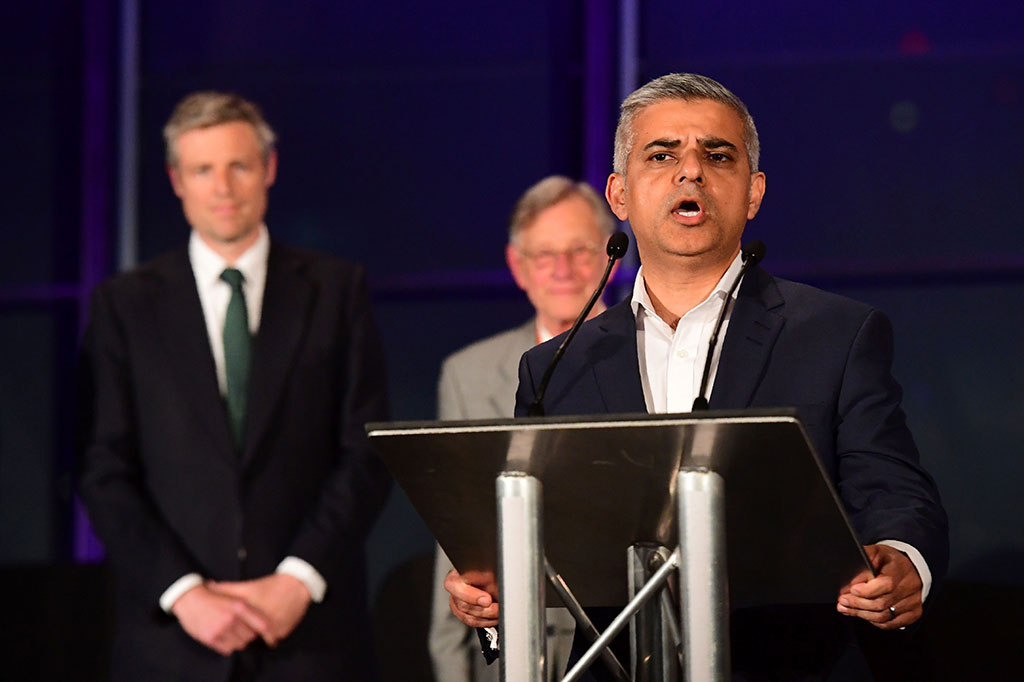 Sadiq Khan, Wali Kota Muslim Pertama di London