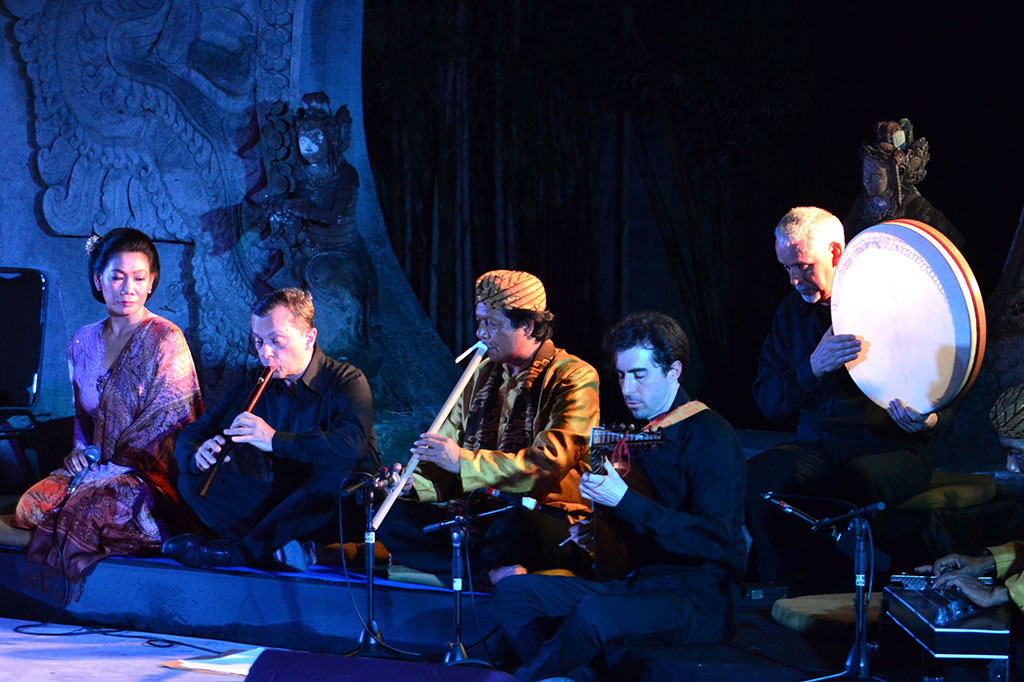 'Musik dari Negeri yang Telah Hilang', Kolaborasi Musik Sunda-Prancis