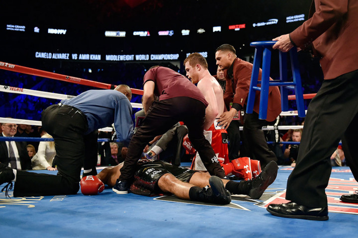 Saul Alvarez Pukul KO Amir Khan di Ronde Enam
