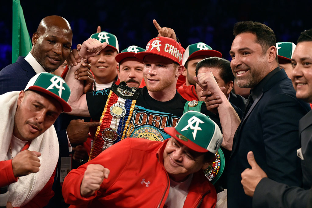 Saul Alvarez Pukul KO Amir Khan di Ronde Enam