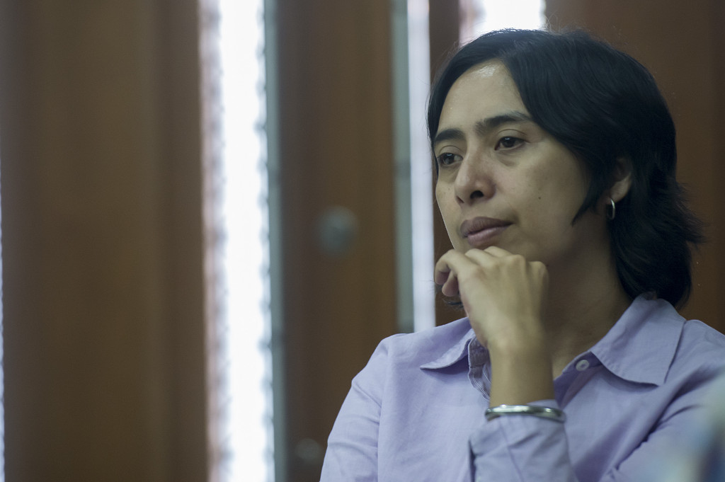 Rinelda Bandaso Divonis 4 Tahun Penjara