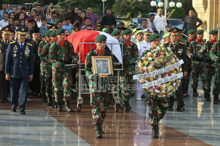 Mantan Jaksa Agung Andi Ghalib Dimakamkan