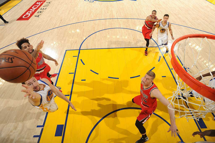 Sementara itu Klay Thompson memimpin perolehan angka Warriors dengan koleksi 33 angka.