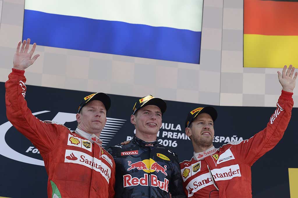 Verstappen, yang baru berusia 18 tahun dan melakukan debutnya untuk tim mantan juara dunia Red Bull setelah dipromosikan dari tim junior Toro Rosso sepekan sebelumnya, mengungguli pembalap Ferrari Kimi Raikkonen dan Sebastian Vettel.