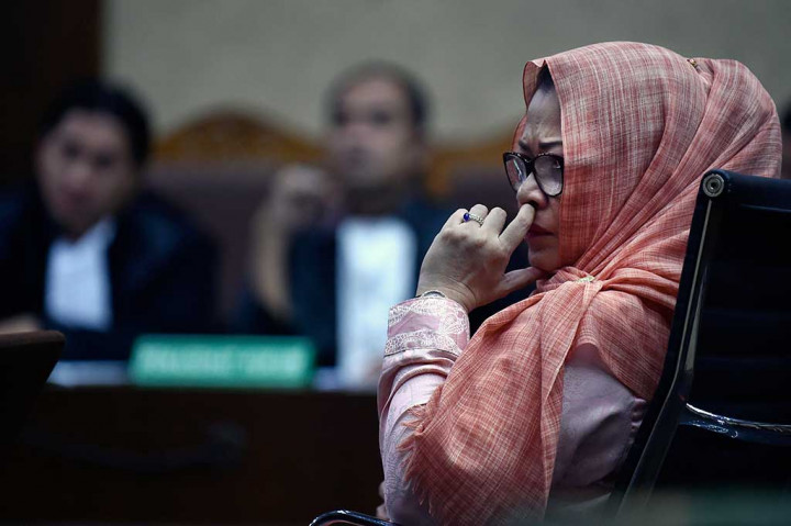 Dewie Yasin Limpo Dituntut 9 Tahun Penjara